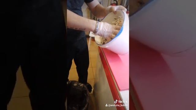 куда деют обрезки от роллов смотреть онлайн