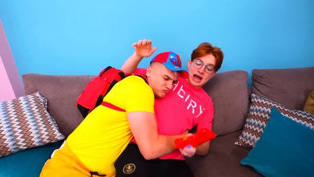 Стас Стал РЕБЕНКОМ на 24 Часа ! смотреть онлайн