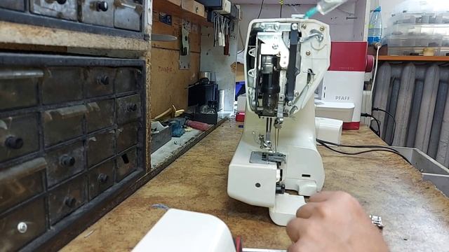 Почему пропускает и петляет швейная машинка.Не делай таких ошибок и все будет работать смотреть онлайн