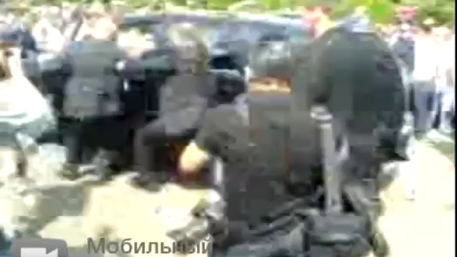 Медведев за рулём джипа. смотреть онлайн