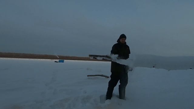 Рыбалка Нижний Сузун 22.01.2022г смотреть онлайн