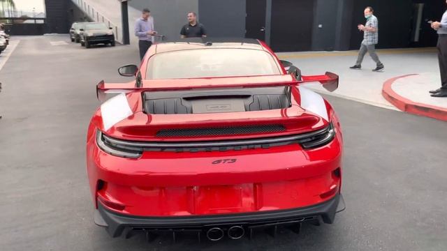 DEALER GETS CUSTOM ORDER PORSCHE 992 GT3!! смотреть онлайн