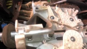 Сложности при снятии радиатора печки на автомобиле Mitsubishi Lancer 9