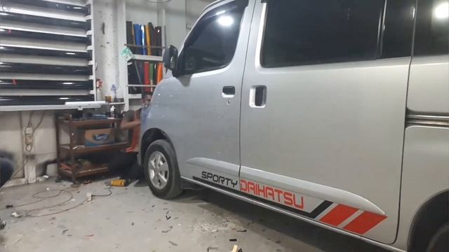 Sticker Mobil Dan Motor Bahan Oracal 651 vidio campuran #sticker #stickerdesign #oracal #decal #wra смотреть онлайн