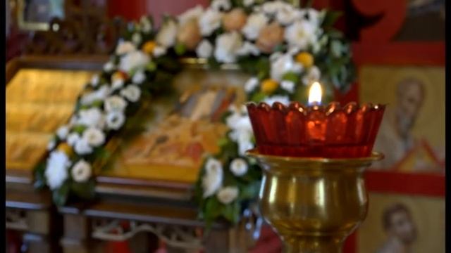 Православные христиане отмечают Яблочный Спас смотреть онлайн