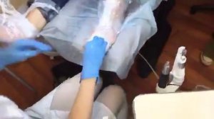 Мужской педикюр Golden Trace. Обработка плотной твёрдой кожи стоп