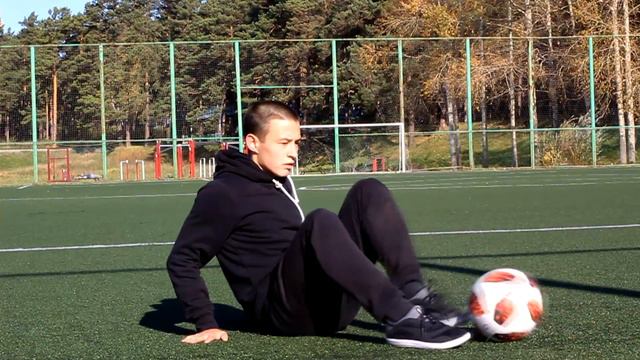 ОБУЧЕНИЕ ФУТБОЛЬНОМУ ФРИСТАЙЛУ // ТРЮК DIMETTO MOVE смотреть онлайн