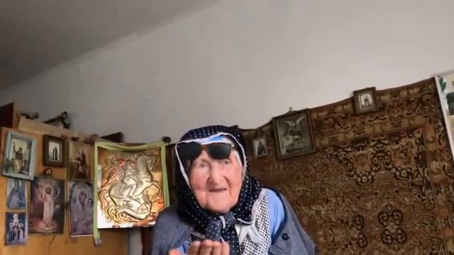 СЕРАФИМА ГАВРИЛОВНА ПОУЧАЕТ МОЛОДЫХ. ЕЙ УЖЕ 94 ГОДА. 24. 09. 2020 смотреть онлайн