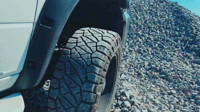 WOW! I'm shooting a music video in CHICAGO! You have to see this! | part 2 | Clödie in ?? смотреть онлайн