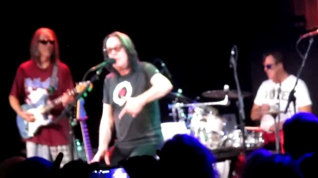 Todd Rundgren theme song to Monty Python's The Meaning of Life смотреть онлайн