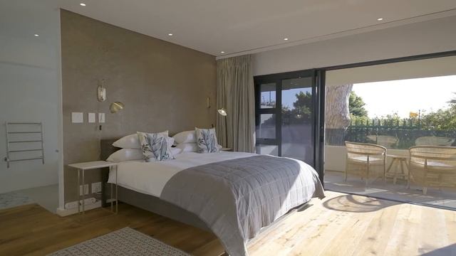 Ocean Pearl in Camps Bay смотреть онлайн