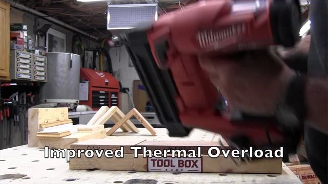 Milwaukee M18 FUEL 18-Gauge Brad Nailer 2746-20 Review - Gen 2 - What's New? смотреть онлайн