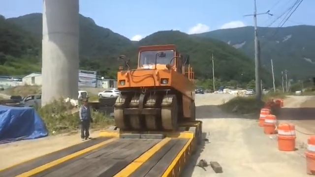 [ Winwin Used Machinery ] Used Sakai rollers Trucking for export смотреть онлайн