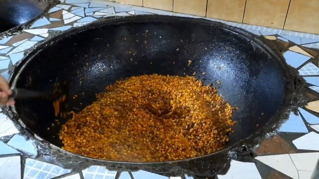 Большое количество вкусного наваристого супа на свадьбу.Что на первое на свадьбе?|Street food 500+ смотреть онлайн