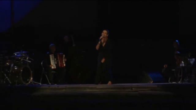 Lina Sastri - Comme è bello o mare смотреть онлайн