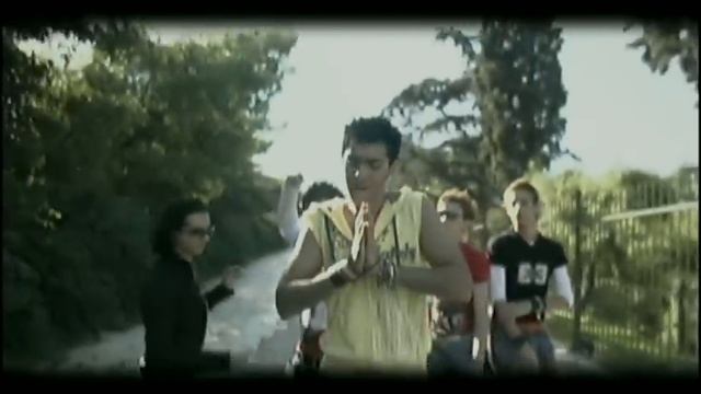 Σαρμπέλ - Sidi Mansour - Σε πήρα σοβαρά - Official Video Clip смотреть онлайн
