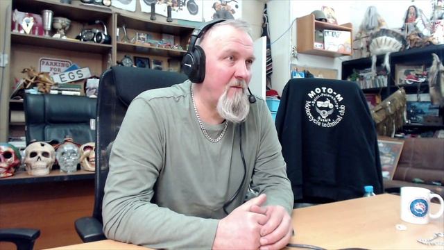 Правильная замена масла в мотоцикле Harley Davidson. смотреть онлайн