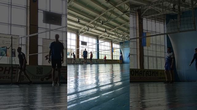 Волейбол. Разминка на сетке. Жёлтые Воды. 15.07.2022 смотреть онлайн