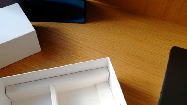 Honor 10 | Unboxing and Impressions смотреть онлайн