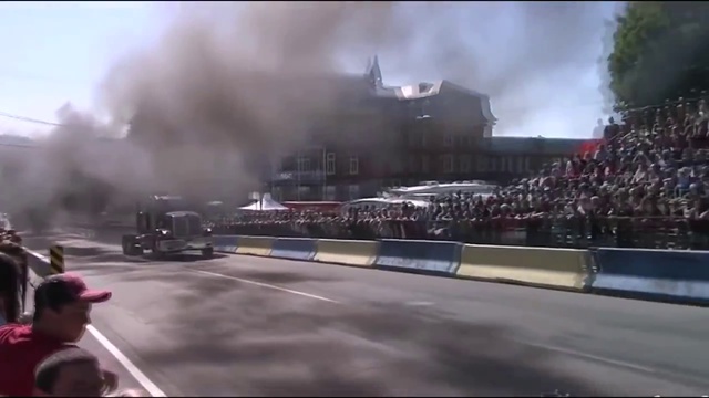 Cool Racing Truck! _ Крутые Гонки на Грузовиках!