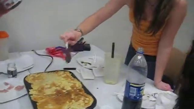 Party Crêpes au Gymnase! смотреть онлайн
