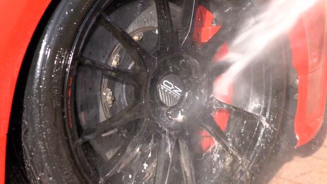 Carbon Collective - React V2 Wheel Cleaner & Iron Remover, OZ Racing (4K) смотреть онлайн