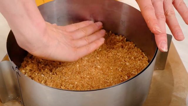 Pfirsich-Himbeer-Torte mit Verpoorten Pfirsich-Maracuja смотреть онлайн