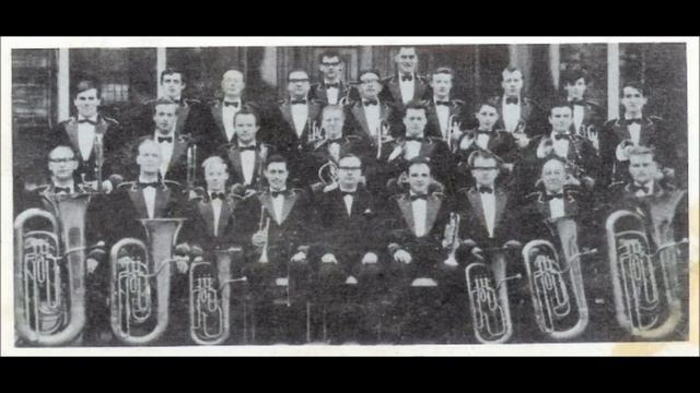 James Shepherd plays the Cornet Solo The Nightingale by Harold Moss from the Virtuoso Band LP 1966. смотреть онлайн