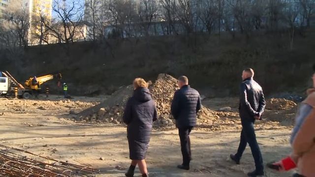 Строительство стадионов на контроле у главы Владивостока смотреть онлайн