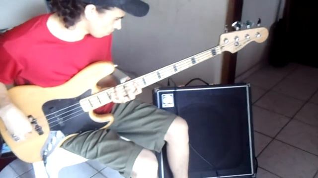 ampeg Ba 115 + squier by fender смотреть онлайн