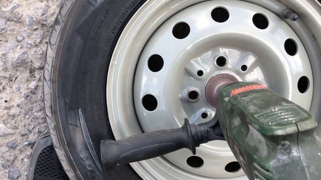 УСТАНОВИЛ КОЛПАКИ СТУПИЦ НА ВАЗ 2107! смотреть онлайн