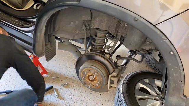 2014 Honda CR-V Rear Strut Assembly replacement. смотреть онлайн