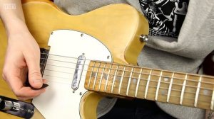 Как играть AC/DC Thunderstruck разбор на гитаре с табами - Уроки игры на гитаре Первый Лад