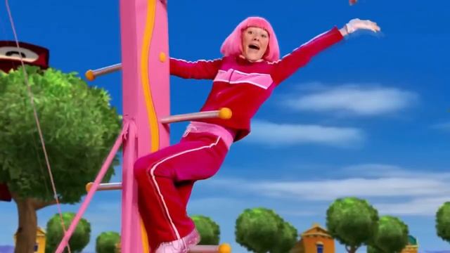 LazyTown - Merry Christmas and Happy New Year 2023 Stephanie Sportacus смотреть онлайн