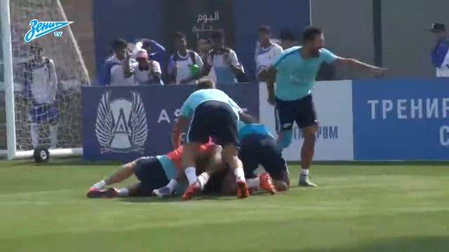 Халк показывает лучший способ реализовать пенальти смотреть онлайн