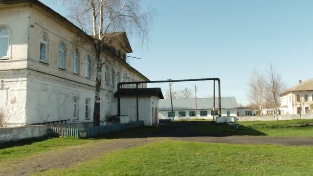 Освящение креста храма Свт. Николая "на Валухе", день Святой Троицы и новые храмы смотреть онлайн