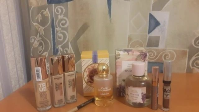 Покупки декоративной косметики и парфюм смотреть онлайн