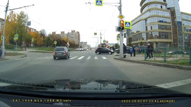 Автобус несется на красный смотреть онлайн