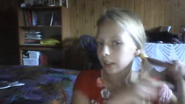 Один из вариантов косы из 4-х прядей с лентой. смотреть онлайн