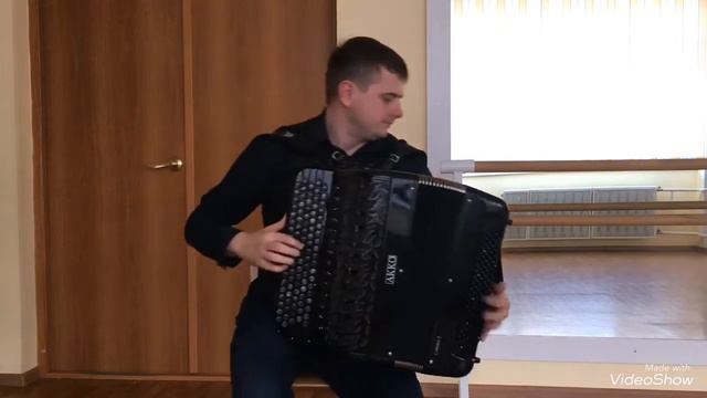 «На арене» исполняет Иван Адыбаев!!! смотреть онлайн