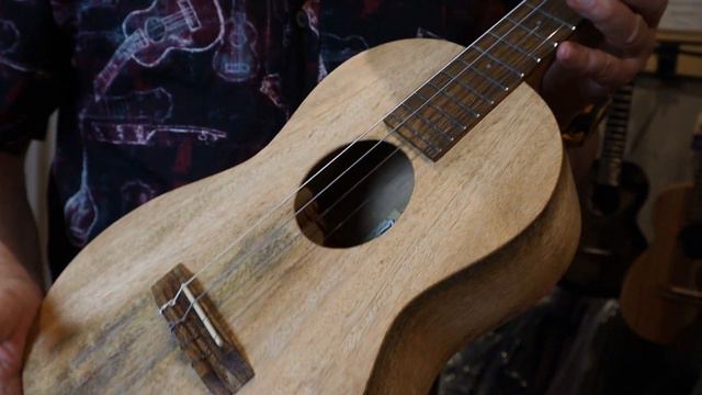 Pono MGB-K Baritone Ukulele смотреть онлайн