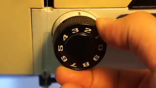 Ремонт швейной машинки шаг - 4. Машинка петляет. смотреть онлайн