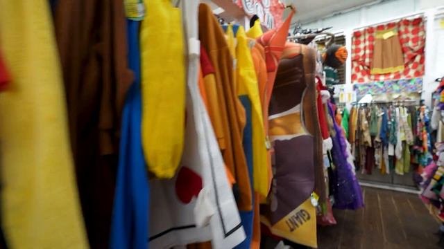 La tienda de SEGUNDA MANO mas GRANDE de JAPÓN (Okinawa) смотреть онлайн