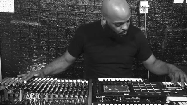 KENNY HOOPER- DOMINATION(MPCLIVE 2.10, TASCAM MODEL 24 смотреть онлайн