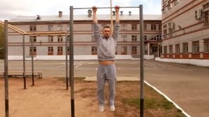 Упражнения на турнике для позвоночника