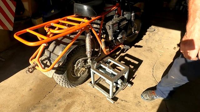 Мотоцикл Скаут Сафари-3. Усовершенствовал переднее крыло. Прокачиваю тормоза. смотреть онлайн