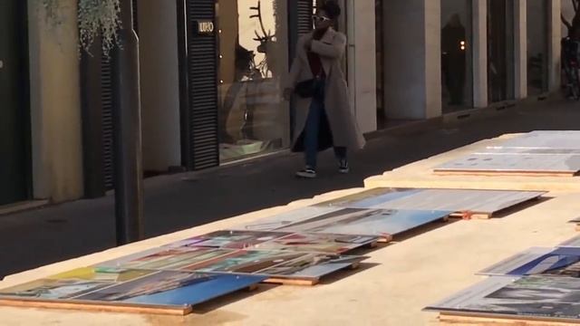 Как одеваются итальянки зимой и осенью.. смотреть онлайн