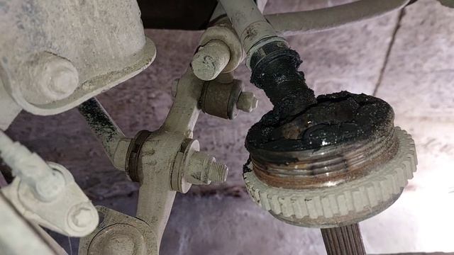 Замена наружного шруса на ладе Калина. смотреть онлайн