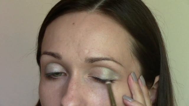 Летний сияющий макияж глаз с тенями ArtDeco