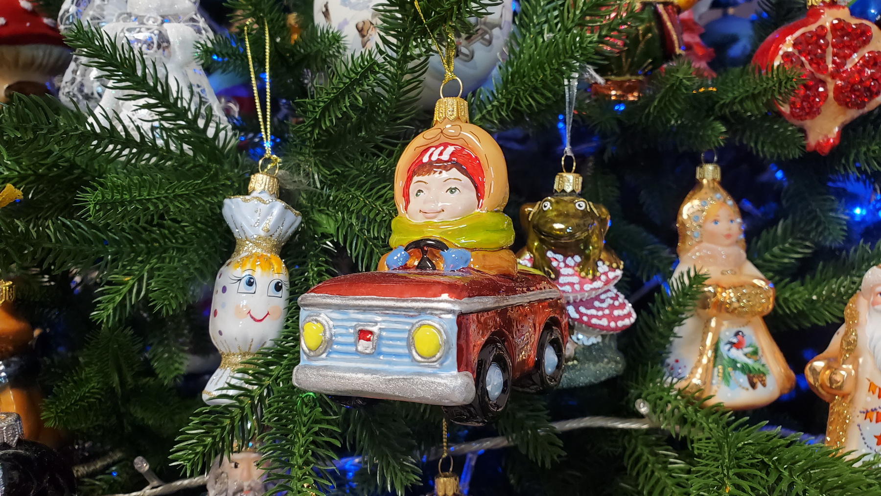 Елочная игрушка Берегись автомобиля. Фабрика Impuls. Польша. Стекло. смотреть онлайн